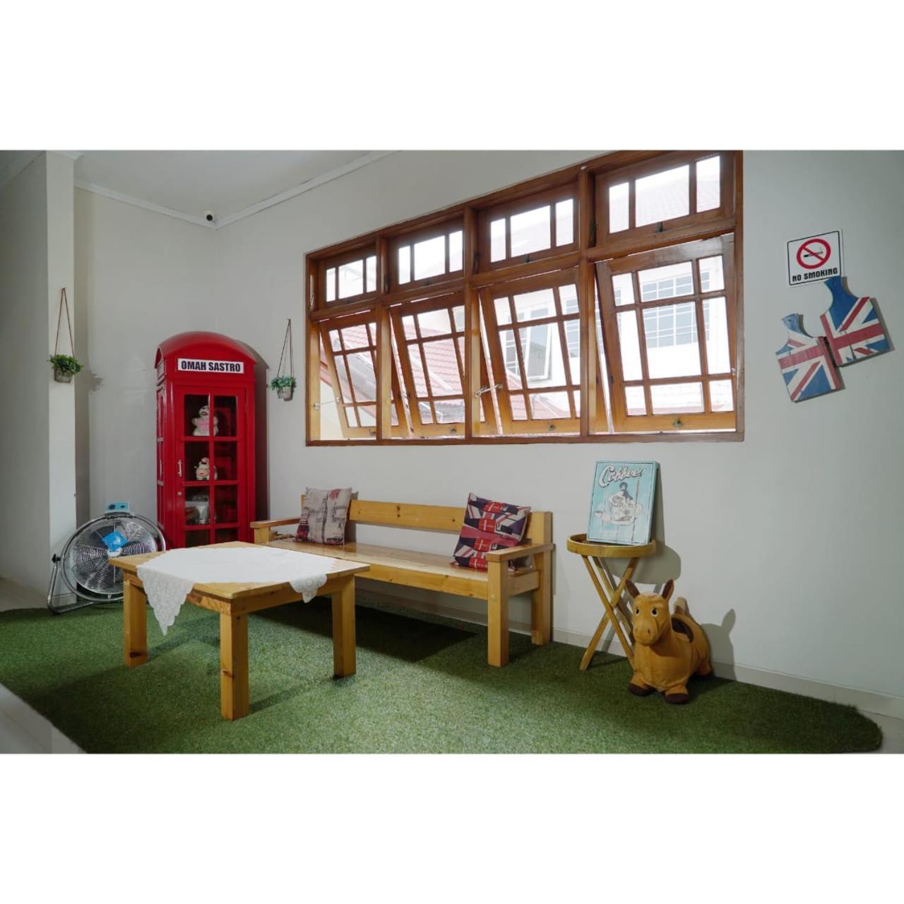 Omah Sastro 2 Hotell Yogyakarta Exteriör bild